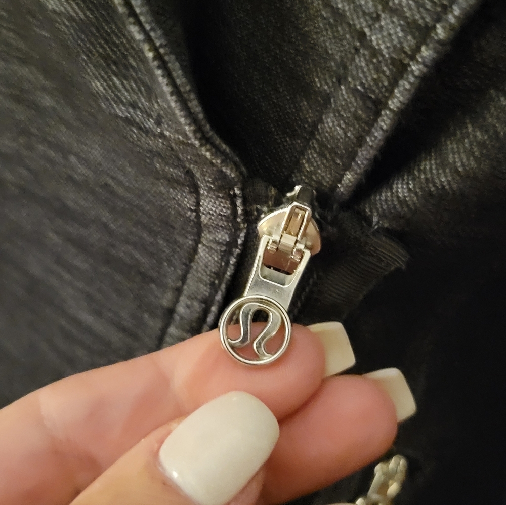 LULULEMON RIDE ON BLAZER - Picture 6 of 8